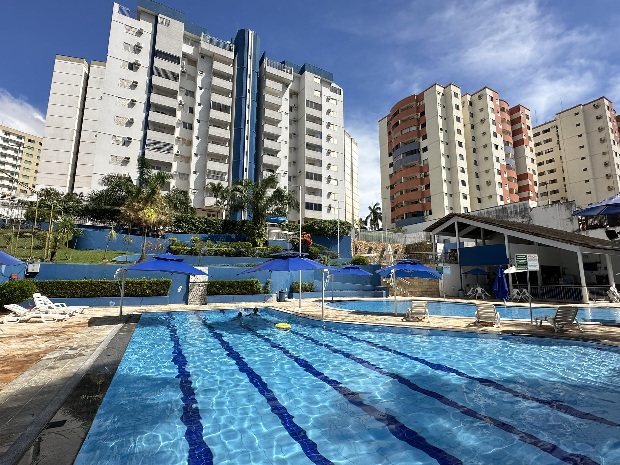 RIO CALDAS em CALDAS NOVAS - GO — condomínio para aluguel por temporada